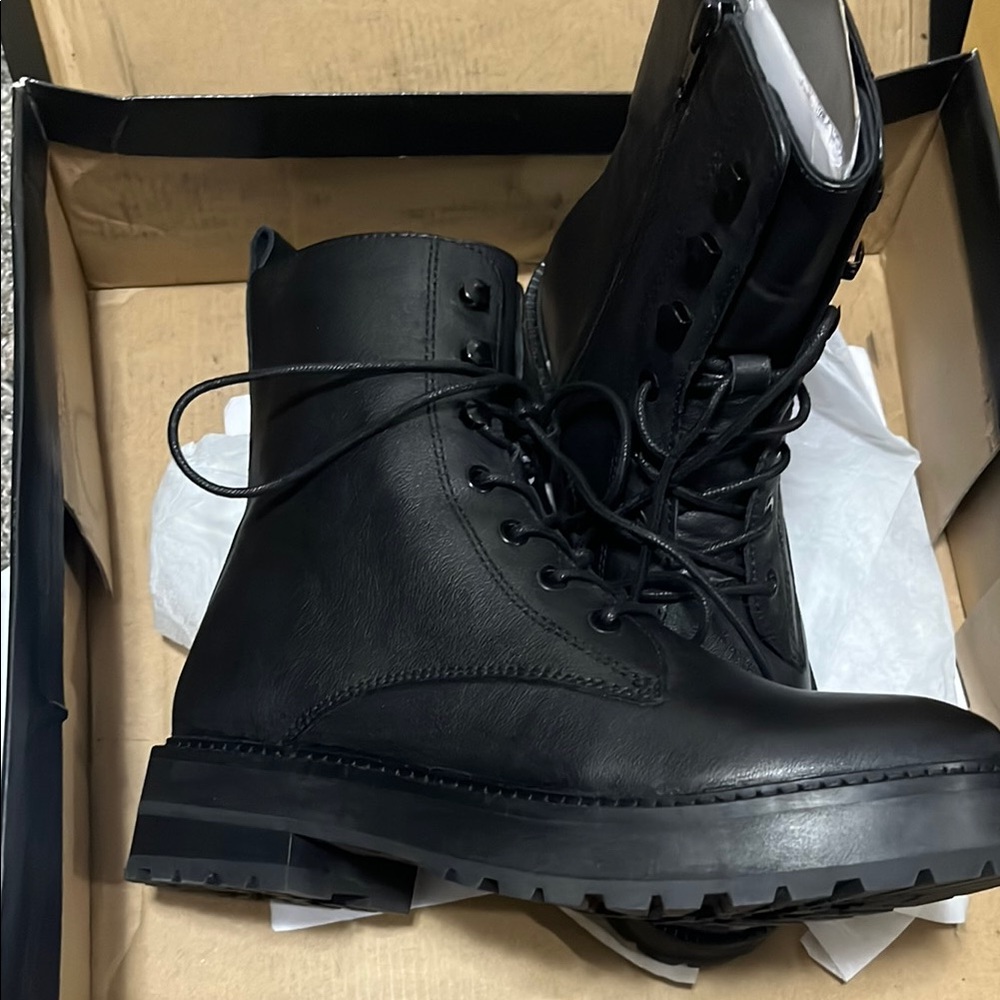 Abercrombie & Fitch Black Combat Boots Rugged Design